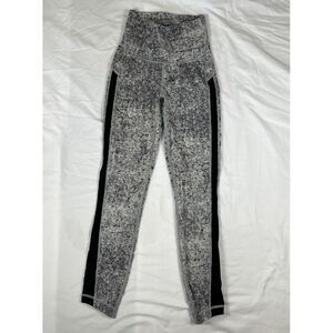 Lululemon Wunder Under HR Tight Size 2 Gray Black LW5AXBS AAWM/BLK
